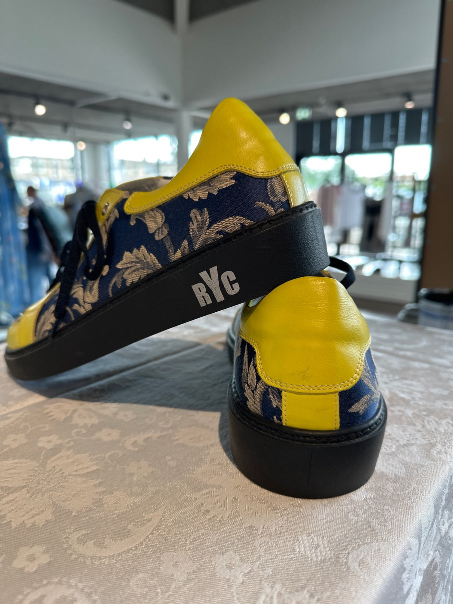 Sneakers fra rYc